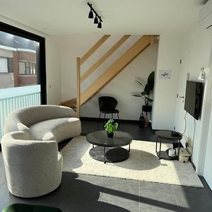 K&Y Suite 1 Brussels Airport 500M!
